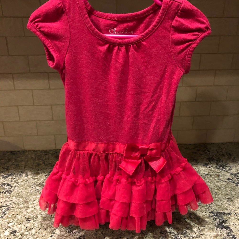 Cute red dress. Valentines or Christmas!